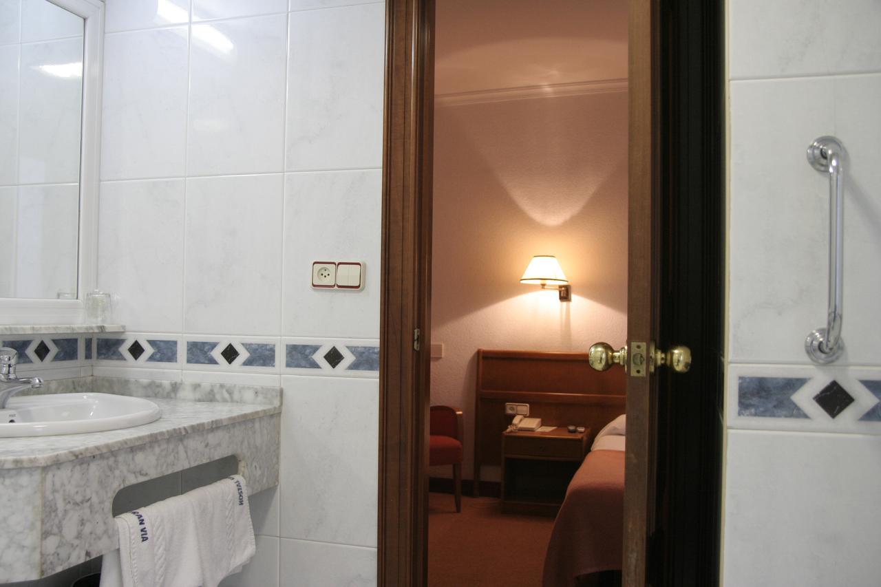 Hostal Gran Via Vigo Exterior foto