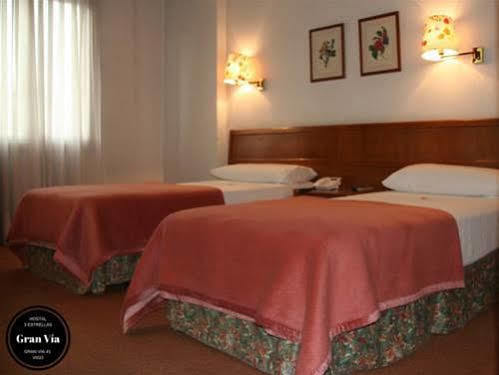 Hostal Gran Via Vigo Exterior foto