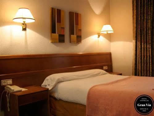Hostal Gran Via Vigo Exterior foto